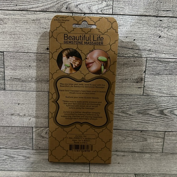 Aventurine gemstone massager new in box - Picture 4 of 4